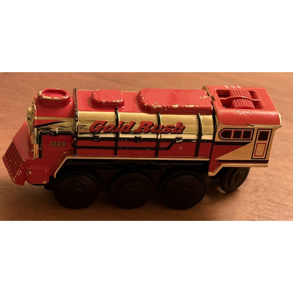 Lionel Gold Rush Train Engine 1134 Thomas, Battery, 2000,